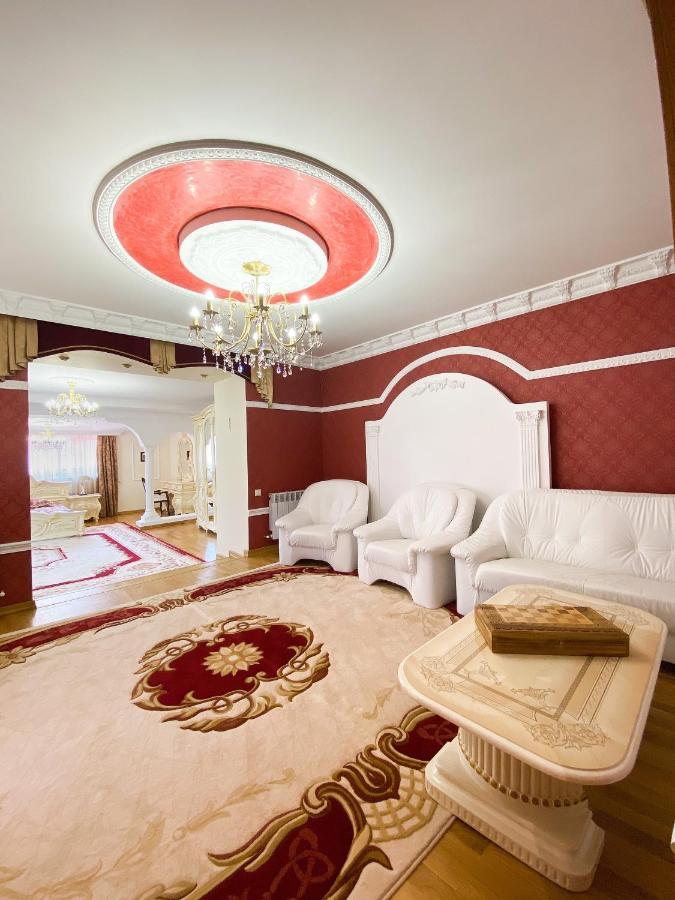 Петрос Family Hotel ヤレムチャ エクステリア 写真