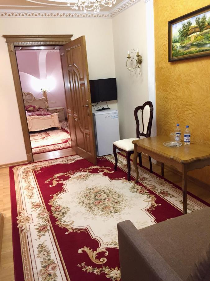 Петрос Family Hotel ヤレムチャ エクステリア 写真