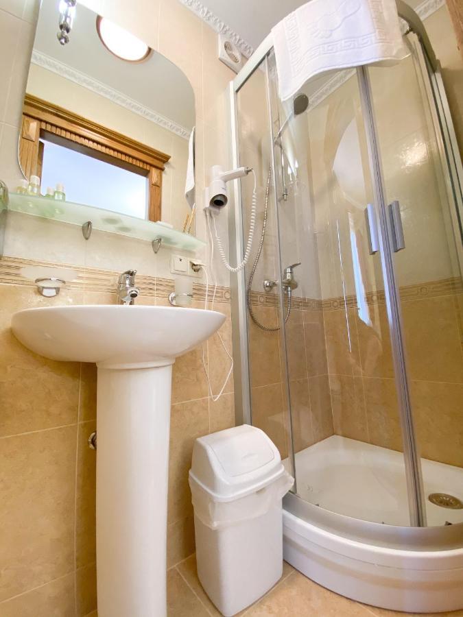 Петрос Family Hotel ヤレムチャ 部屋 写真