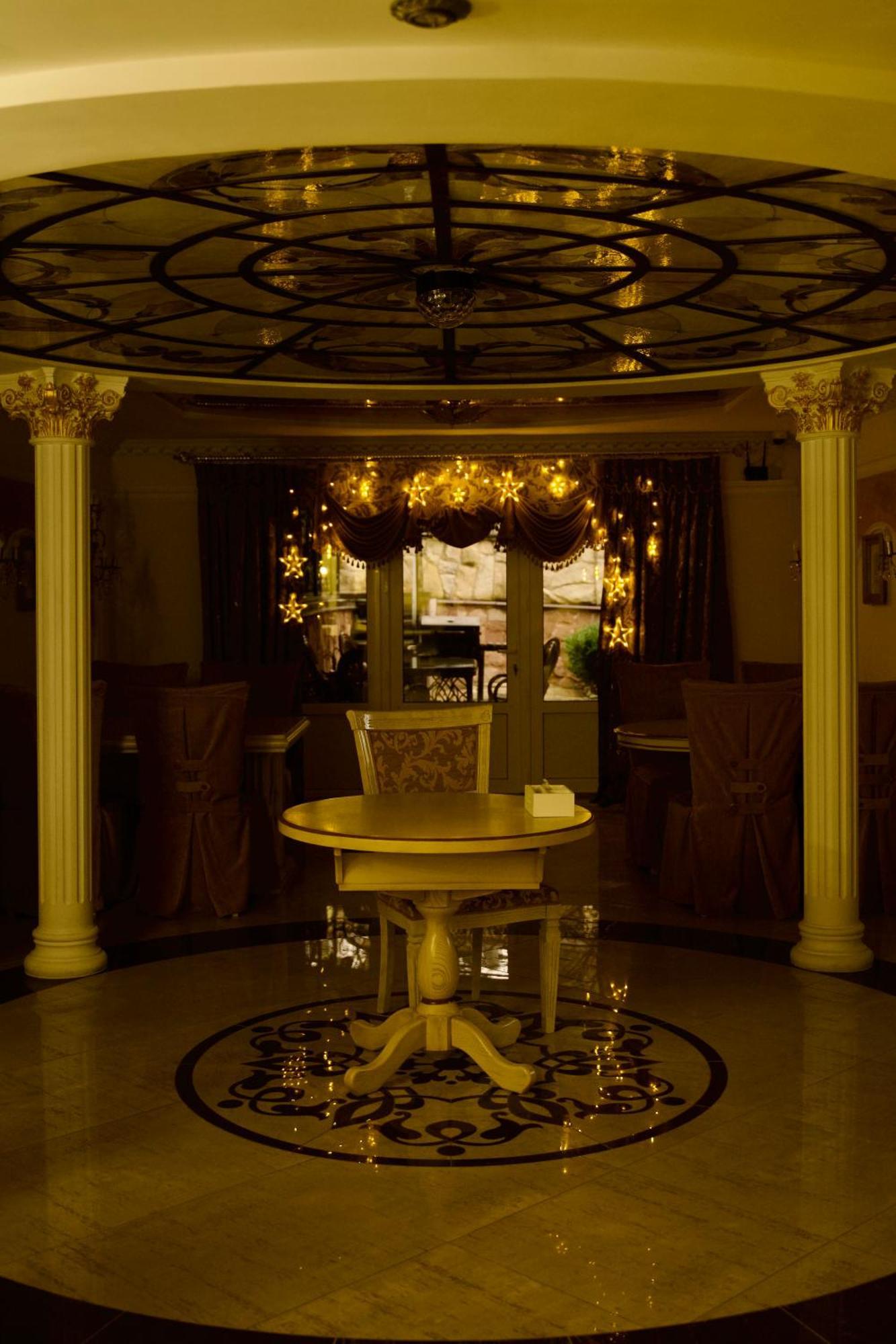 Петрос Family Hotel ヤレムチャ エクステリア 写真